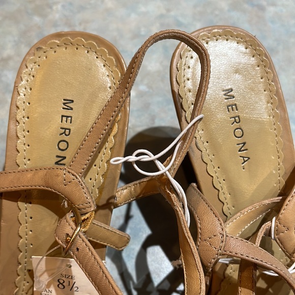 Merona tan wedge heel sandals (sz 8 1/2) - Picture 6 of 12